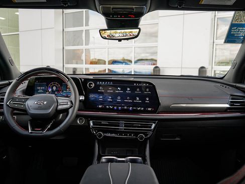 New 2026 Chevrolet Traverse RS w/ LPO, Floor Liner Package image 18