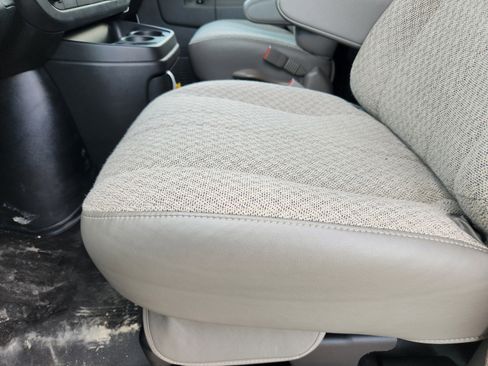 New 2025 GMC Savana 2500 Extended w/ Driver Convenience Package image 19