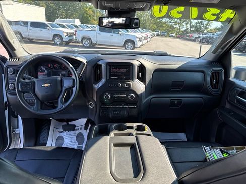 Used 2024 Chevrolet Silverado 2500 Custom w/ Custom Value Package AWD/4WD image 22