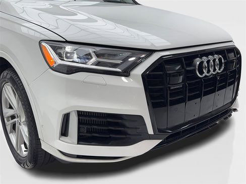 Used 2021 Audi Q7 3.0T Premium Plus image 3