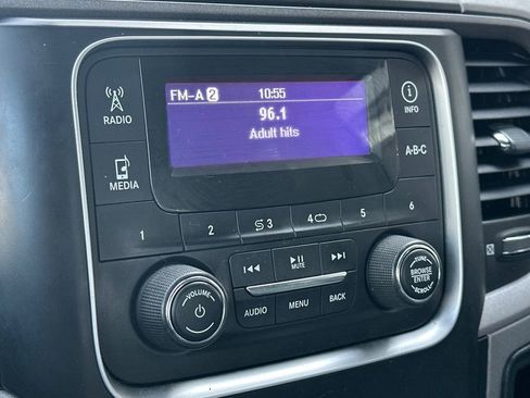 Used 2017 RAM 1500 Express image 17