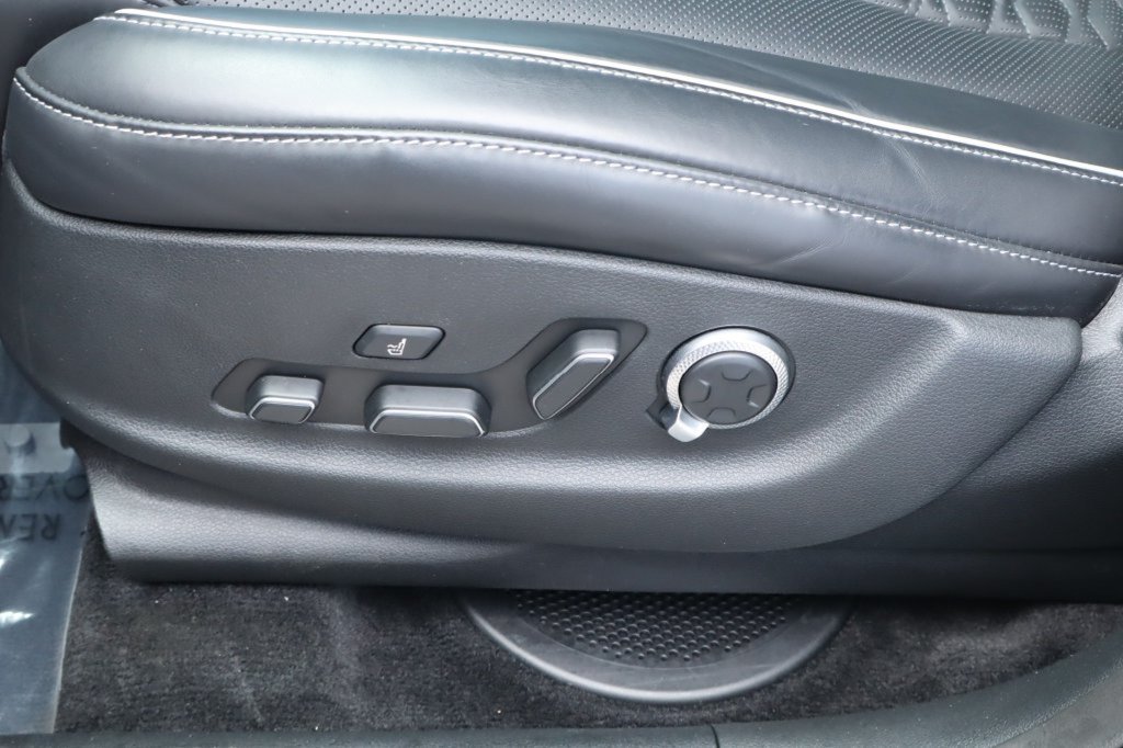 Used 2025 Genesis GV80 3.5T e-SC AWD/4WD image 20