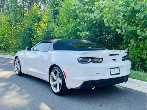 Used 2022 Chevrolet Camaro SS RWD image 25