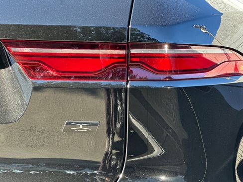 Used 2026 Jaguar F-PACE R-Dynamic S image 14