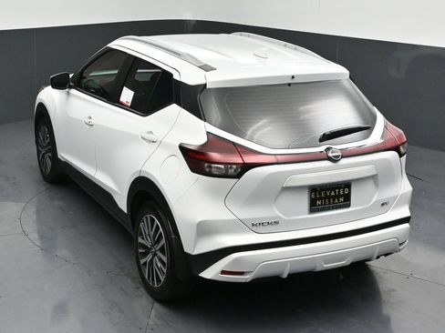 Used 2023 Nissan Kicks SV image 22