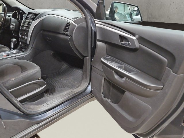 Used 2012 Chevrolet Traverse LT w/ All-Star Edition AWD/4WD image 19