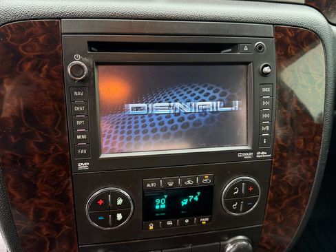 Used 2014 GMC Sierra 3500 Denali image 19