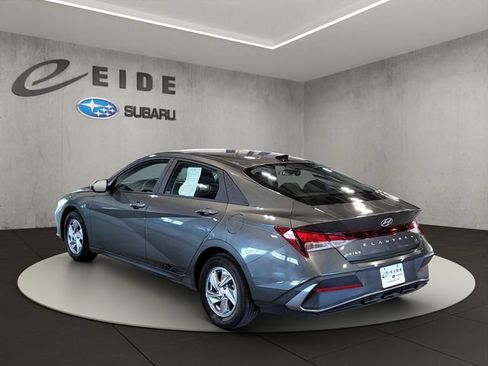 Used 2024 Hyundai Elantra SE FWD image 8