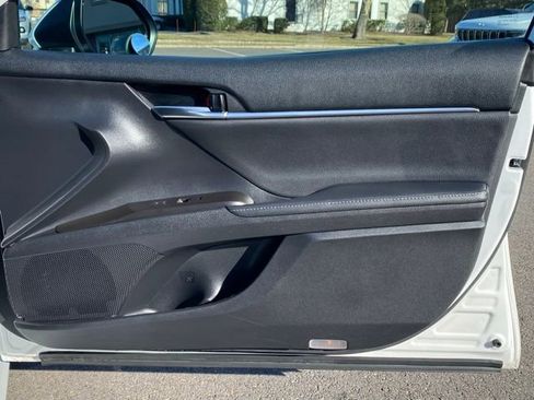 Used 2021 Toyota Camry XLE w/ Cold Weather Package image 33