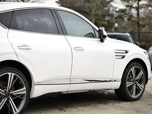 New 2026 Genesis GV80 3.5T e-SC image 8