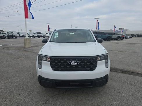 New 2025 Ford Maverick XL image 11