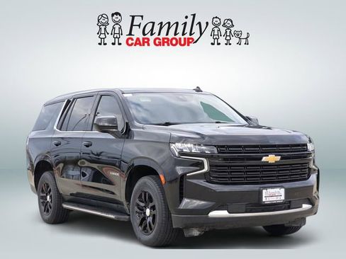 Used 2025 Chevrolet Tahoe LT RWD image 2