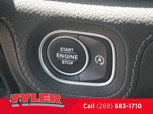Used 2022 Mercedes-Benz GLE 350 4MATIC image 32