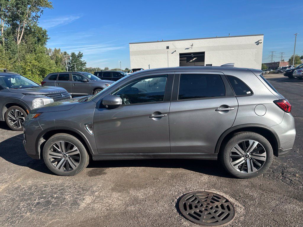 Used 2026 Mitsubishi Outlander Sport SE AWD/4WD image 7