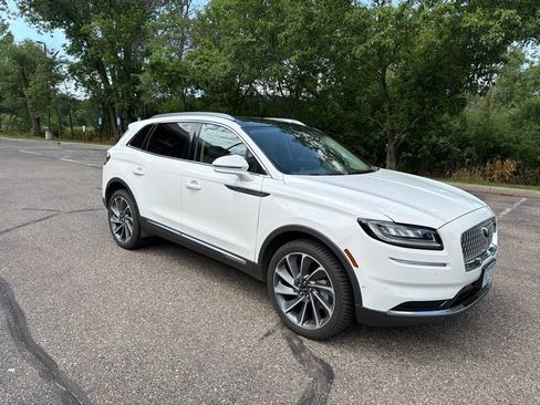 Used 2022 Lincoln Nautilus Reserve w/ Equipment Group 201A AWD/4WD image 14