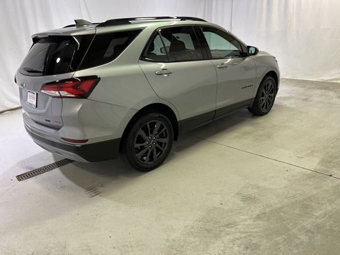Certified 2023 Chevrolet Equinox RS AWD/4WD image 11