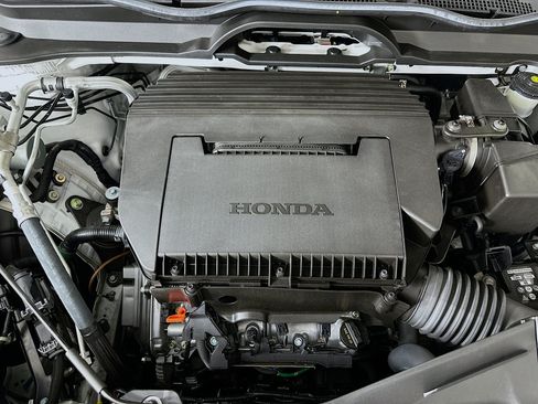 Used 2025 Honda Pilot Touring image 36