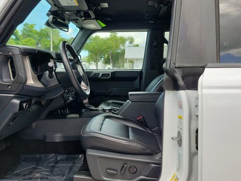 Certified 2025 Ford Bronco Outer Banks AWD/4WD image 19