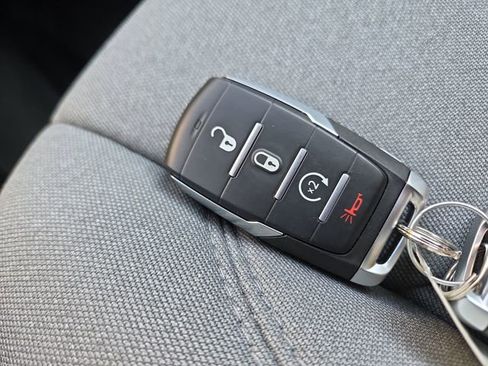 Certified 2022 RAM 1500 Big Horn image 31