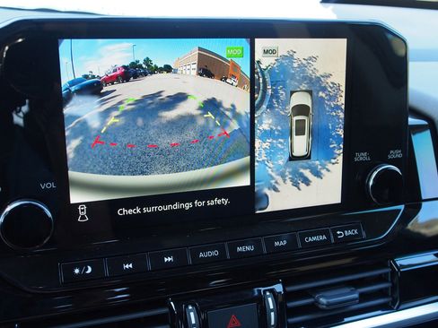 New 2025 Nissan Pathfinder Platinum w/ Cargo Package image 29