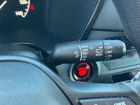 Used 2025 Honda CR-V LX image 19