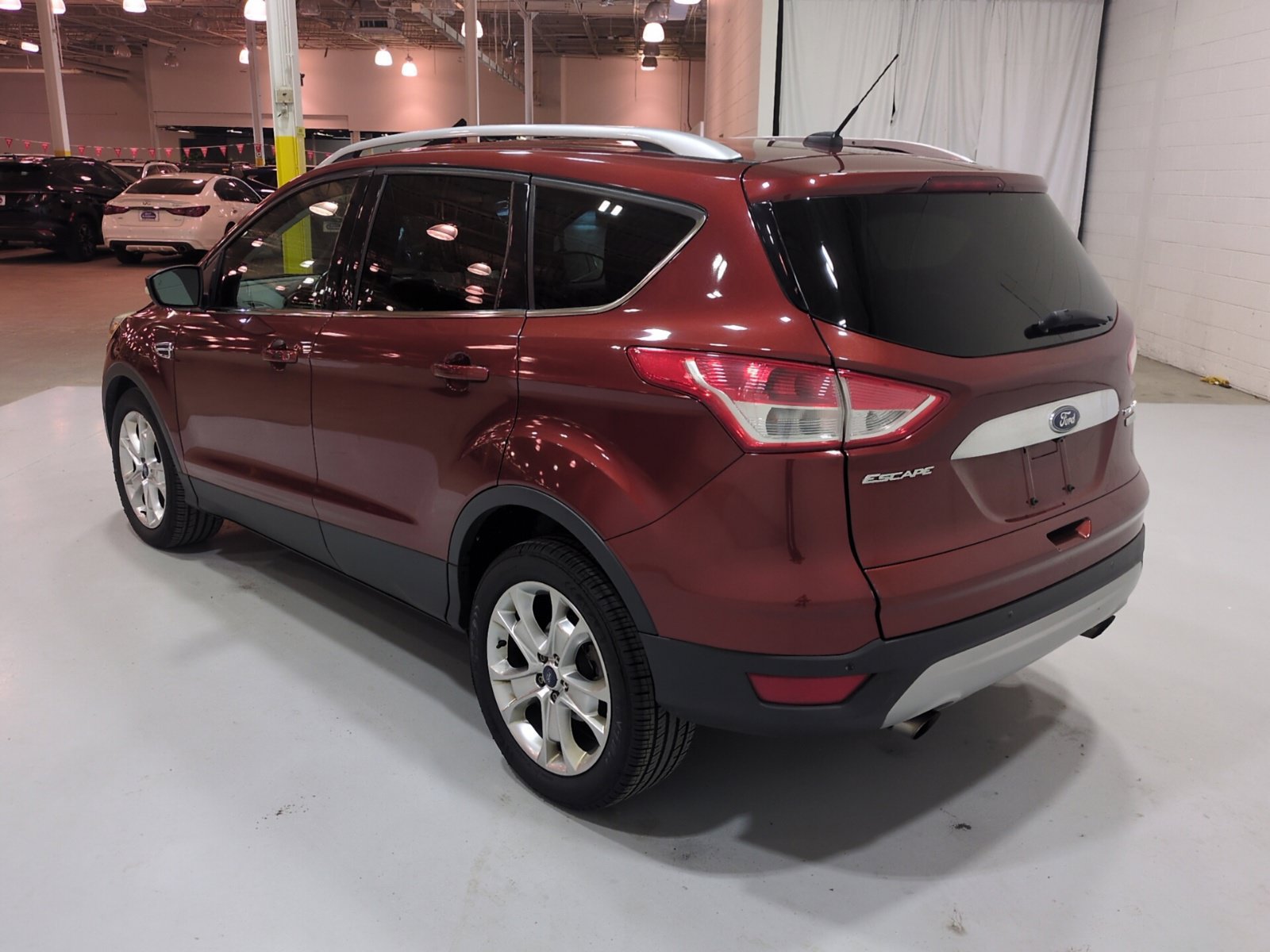 Used 2014 Ford Escape Titanium w/ Equipment Group 401A FWD image 6
