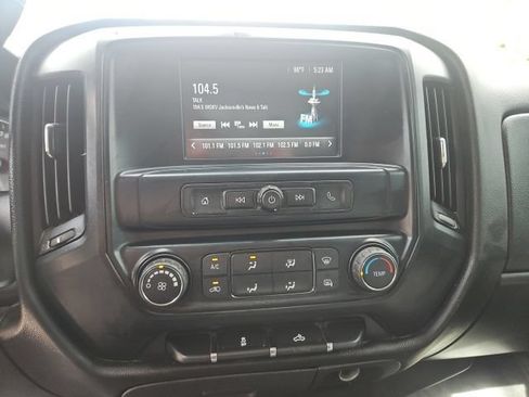 Used 2018 Chevrolet Silverado 1500 W/T w/ Special Service Package AWD/4WD image 15