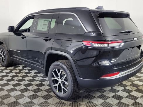 New 2025 Jeep Grand Cherokee Limited image 6