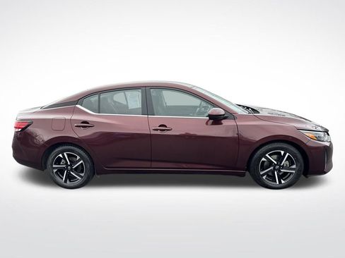 Used 2024 Nissan Sentra SV image 7