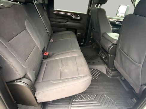 Used 2025 Chevrolet Silverado 2500 LT AWD/4WD image 37