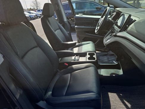 Used 2023 Honda Odyssey EX-L image 10