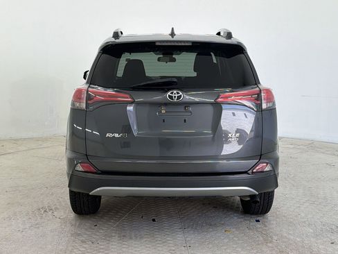 Used 2018 Toyota RAV4 XLE w/ Plus Extra Value Package AWD/4WD image 10