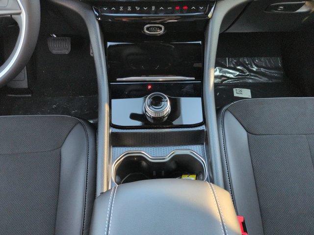 New 2027 Jeep Grand Cherokee Altitude RWD image 17