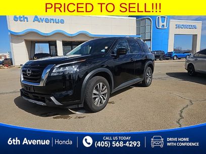Used 2025 Nissan Pathfinder SL