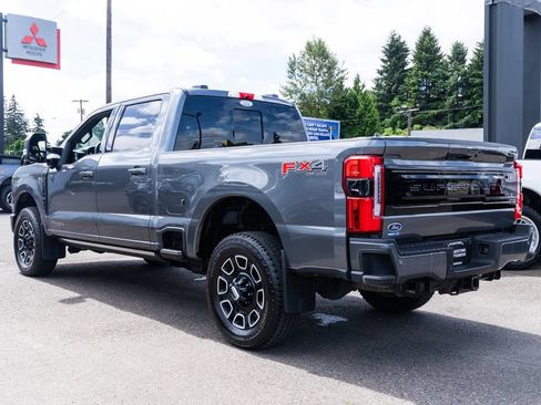 Used 2026 Ford F350 Platinum w/ FX4 Off-Road Package AWD/4WD image 4