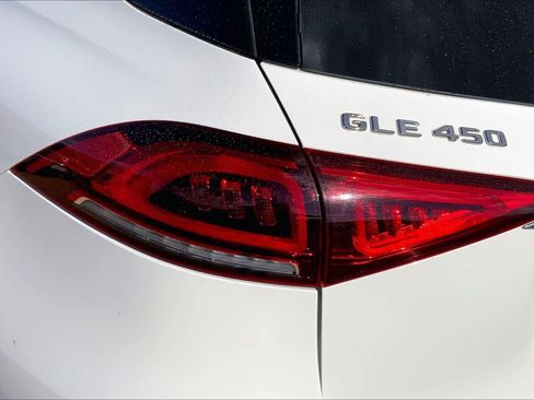 Used 2021 Mercedes-Benz GLE 450 4MATIC image 29
