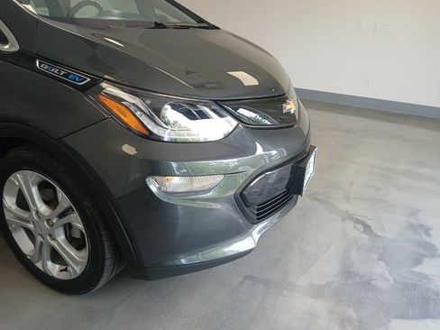 Used 2019 Chevrolet Bolt LT FWD image 6