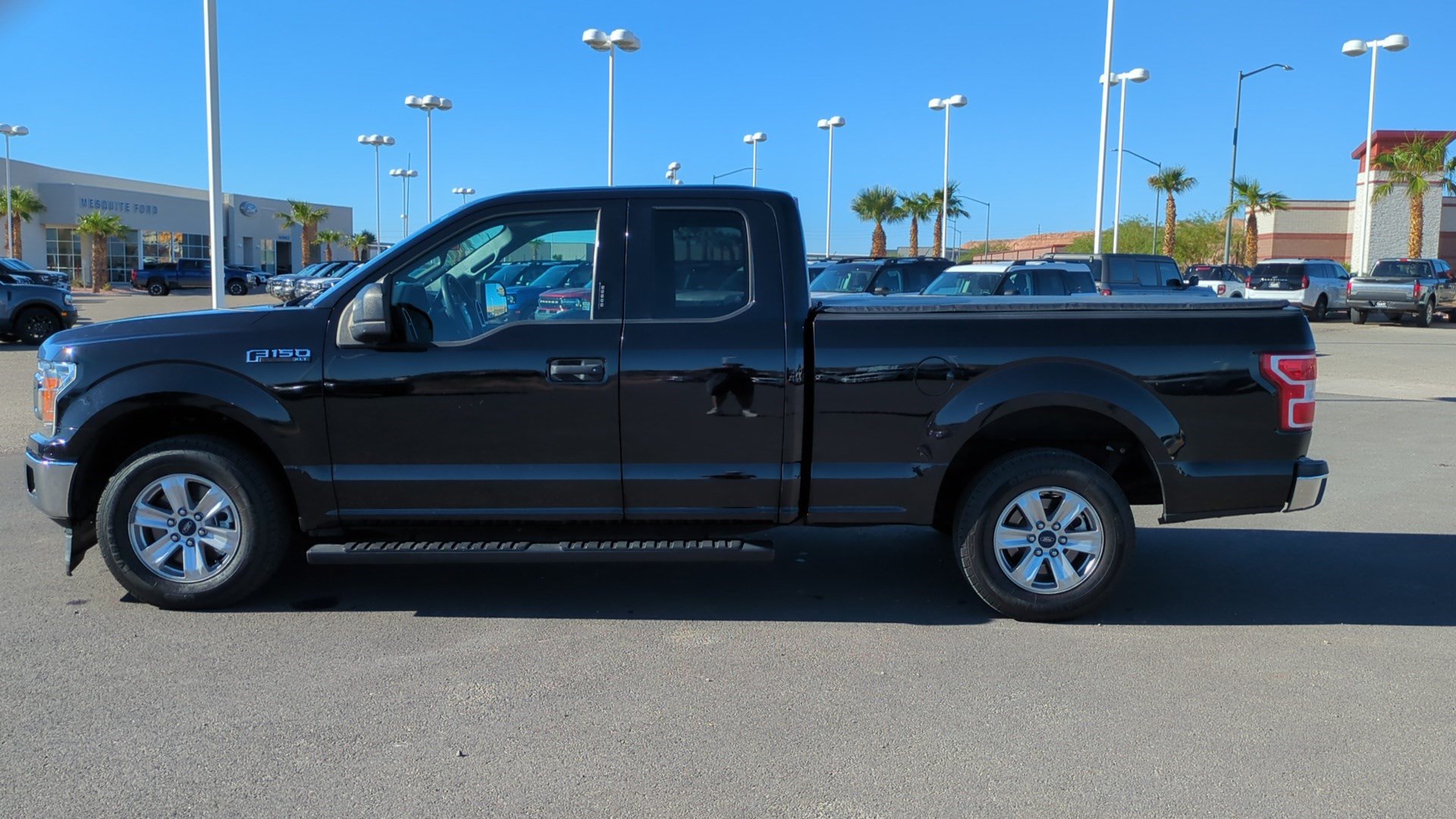 Used 2020 Ford F150 XLT w/ Trailer Tow Package RWD image 9
