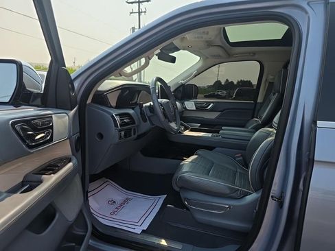 Used 2020 Lincoln Navigator L Black Label AWD/4WD image 4