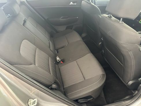 Used 2021 Kia Sportage LX FWD image 32