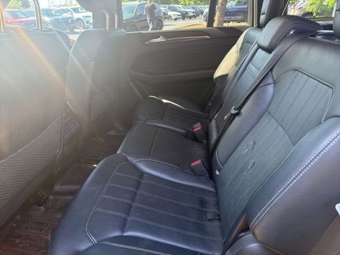 Used 2018 Mercedes-Benz GLS 450 4MATIC image 20