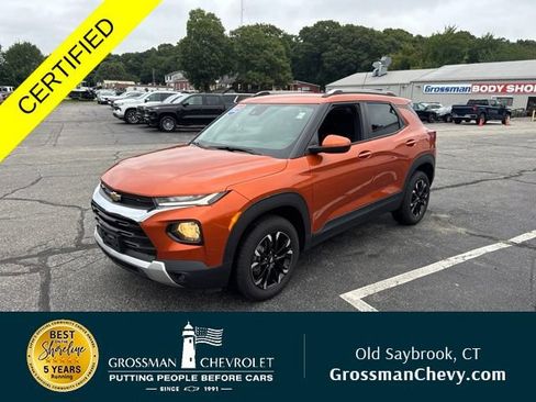 Used 2022 Chevrolet TrailBlazer LT AWD/4WD image 5