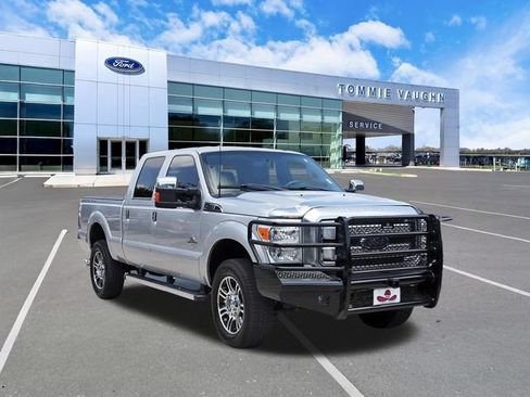 Used 2016 Ford F350 Platinum w/ FX4 Off-Road Package AWD/4WD image 6