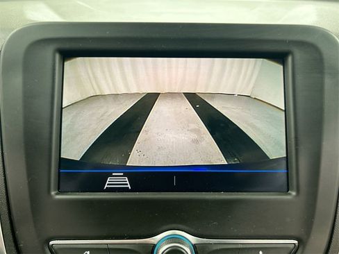 Used 2020 Chevrolet Equinox LT image 15