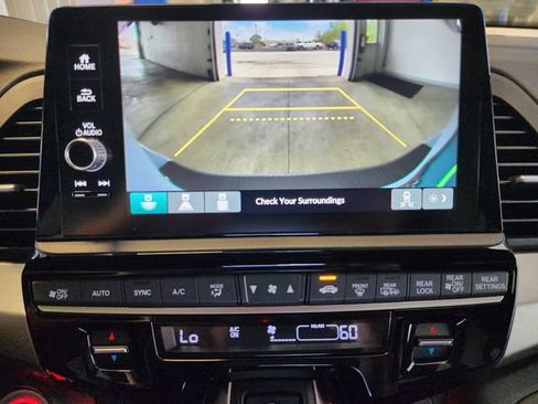 Used 2025 Honda Odyssey Sport-L image 30