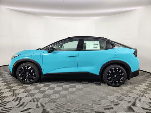 New 2026 Nissan Leaf Platinum+ w/ Cargo Package (Platinum+) image 2