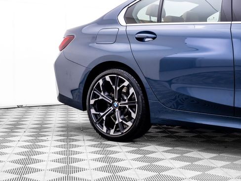 Certified 2025 BMW 330i xDrive Sedan AWD/4WD image 33