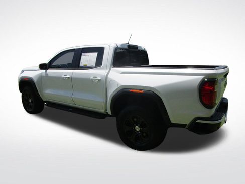 Used 2023 GMC Canyon Elevation w/ Elevation Premium Package AWD/4WD image 4