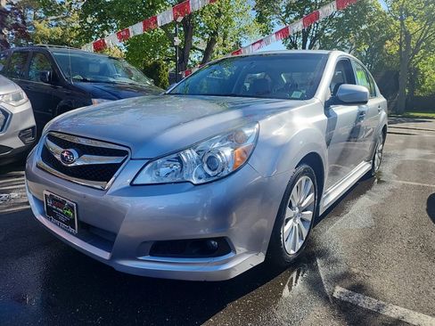 Used 2012 Subaru Legacy 2.5i Limited AWD/4WD image 1