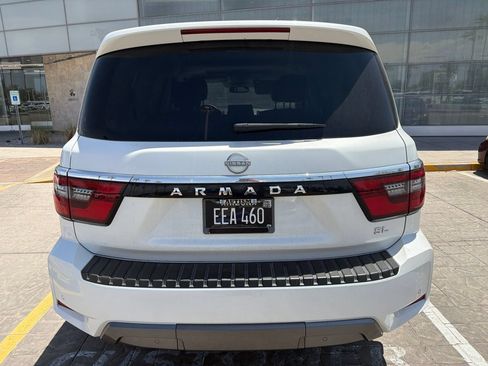 Used 2024 Nissan Armada SL w/ Captain's Chairs Package RWD image 5